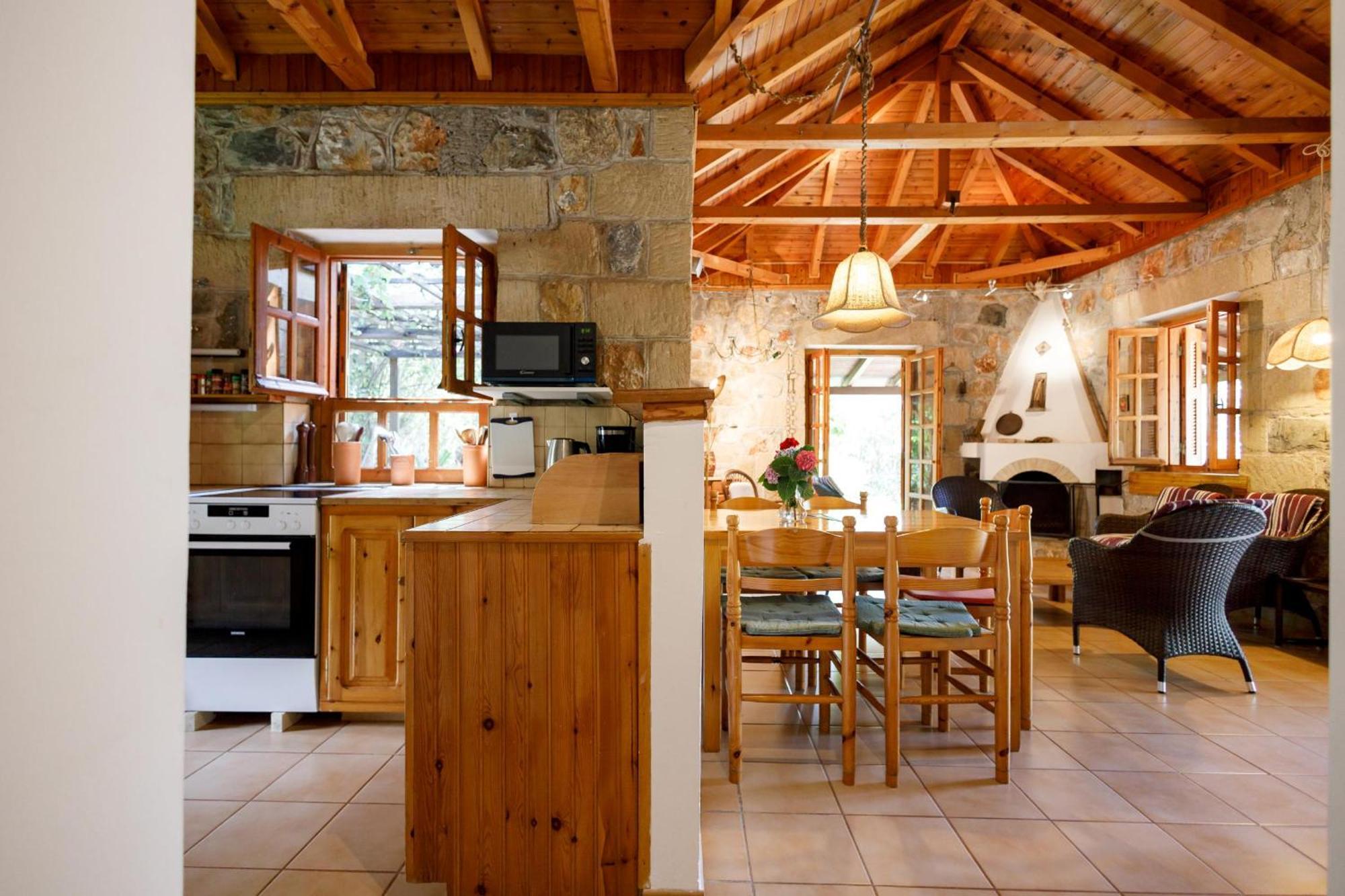 Spiti Nicola Villa Stoúpa Eksteriør bilde