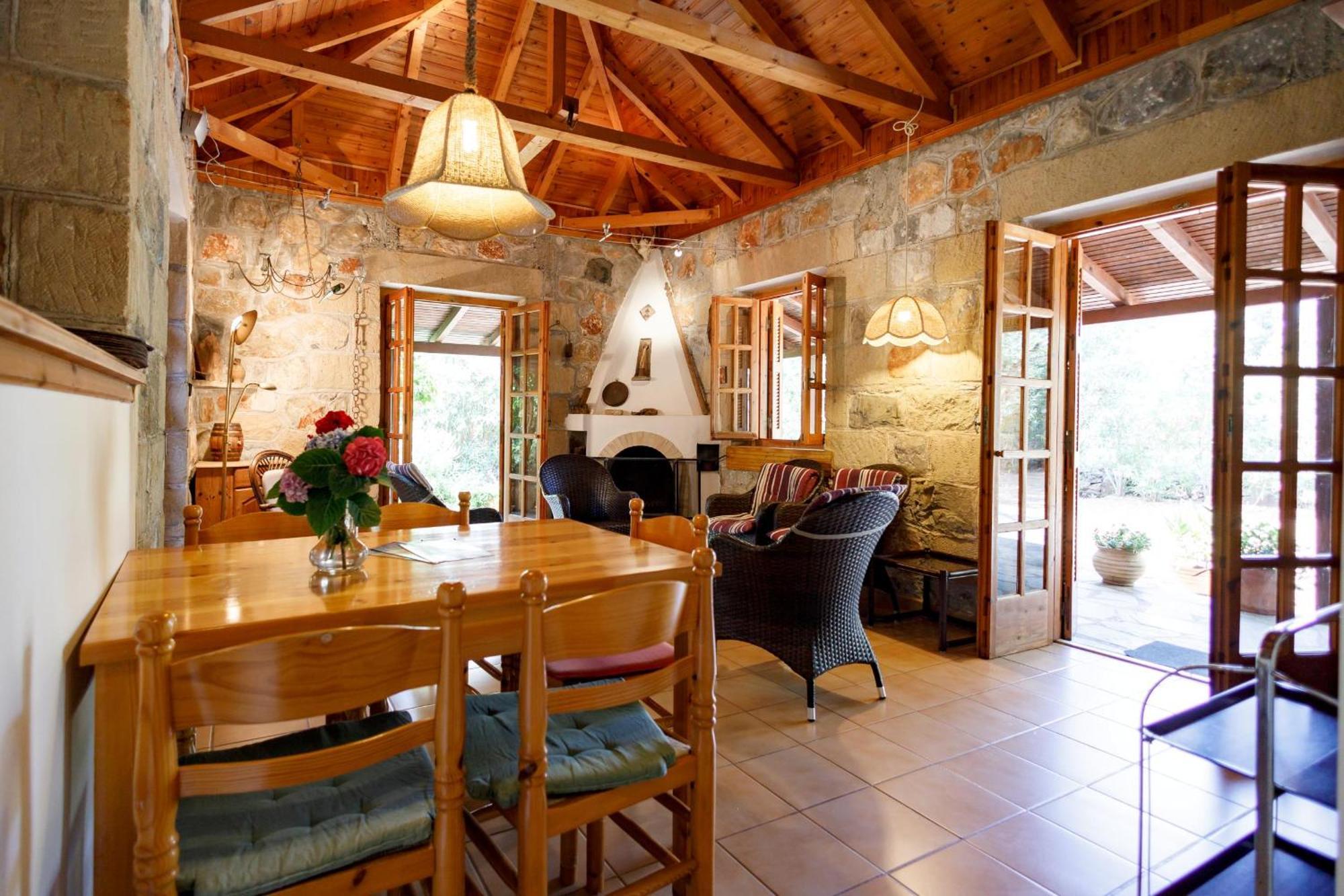 Spiti Nicola Villa Stoúpa Eksteriør bilde